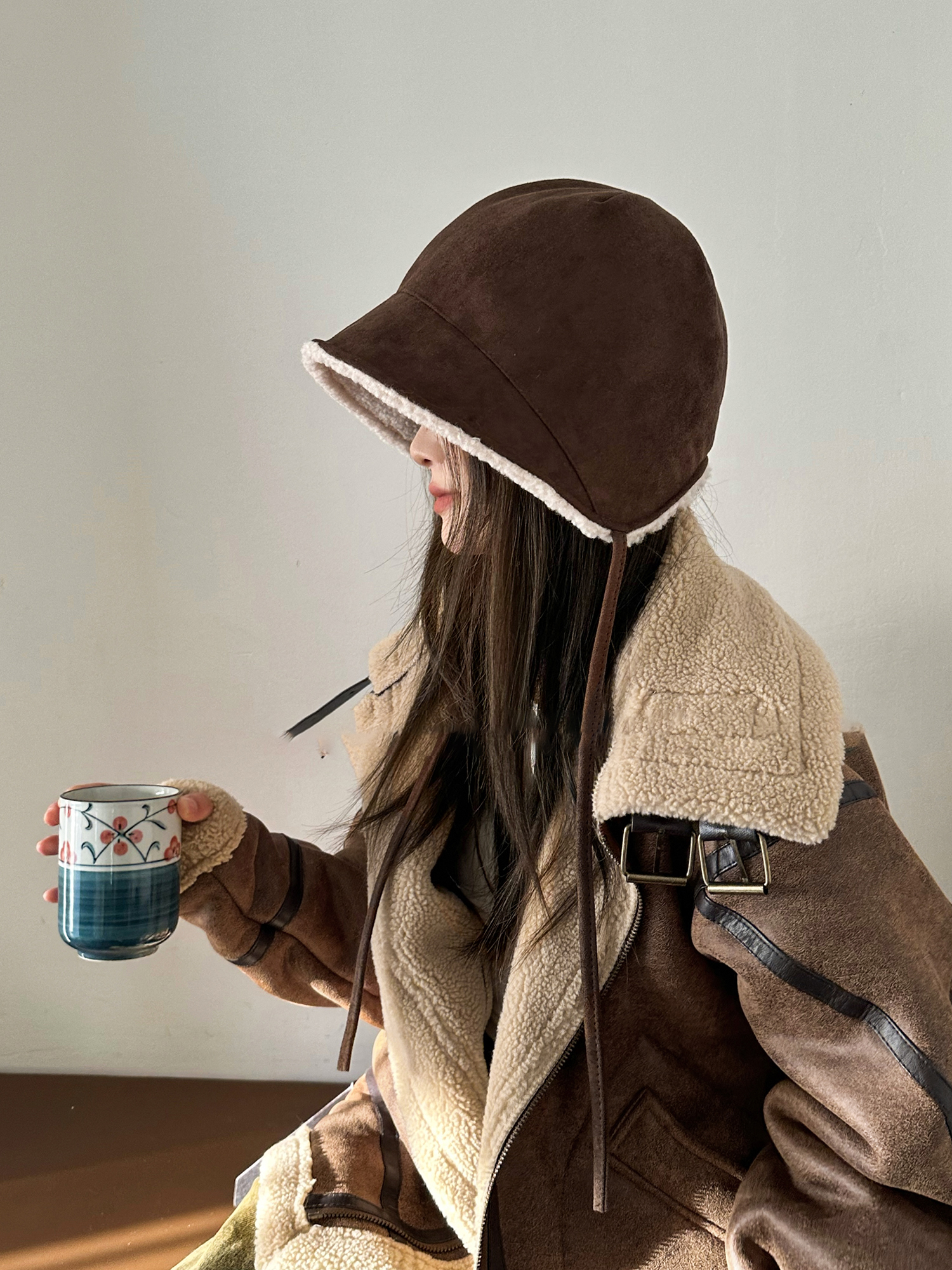 韩系ins新款帽子女复古麂皮绒冬季加厚保暖护耳雷锋帽冬加绒盆帽