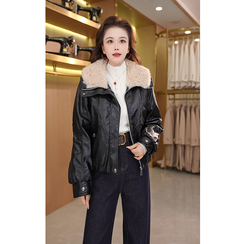 睦火火毛绒大翻领加绒保暖皮衣外套女2025秋冬新款宽松显瘦上衣