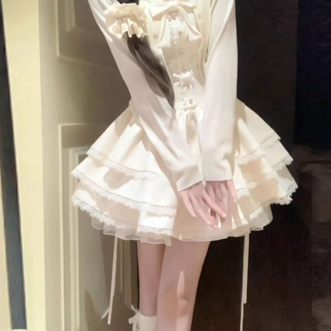 甜美可爱小个子穿搭夏季纯欲风感吊带蛋糕连衣裙+杏色开衫套装两