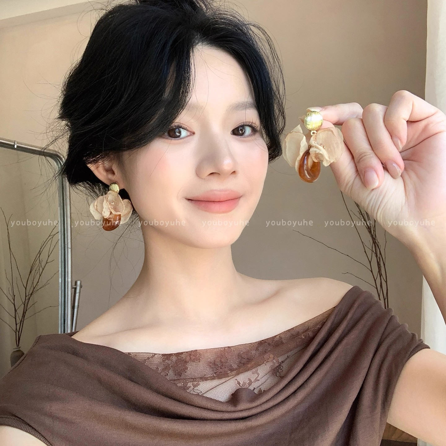 合金布艺耳饰 咖色花瓣圈圈耳环女高级感复古网纱耳钉轻奢耳饰品