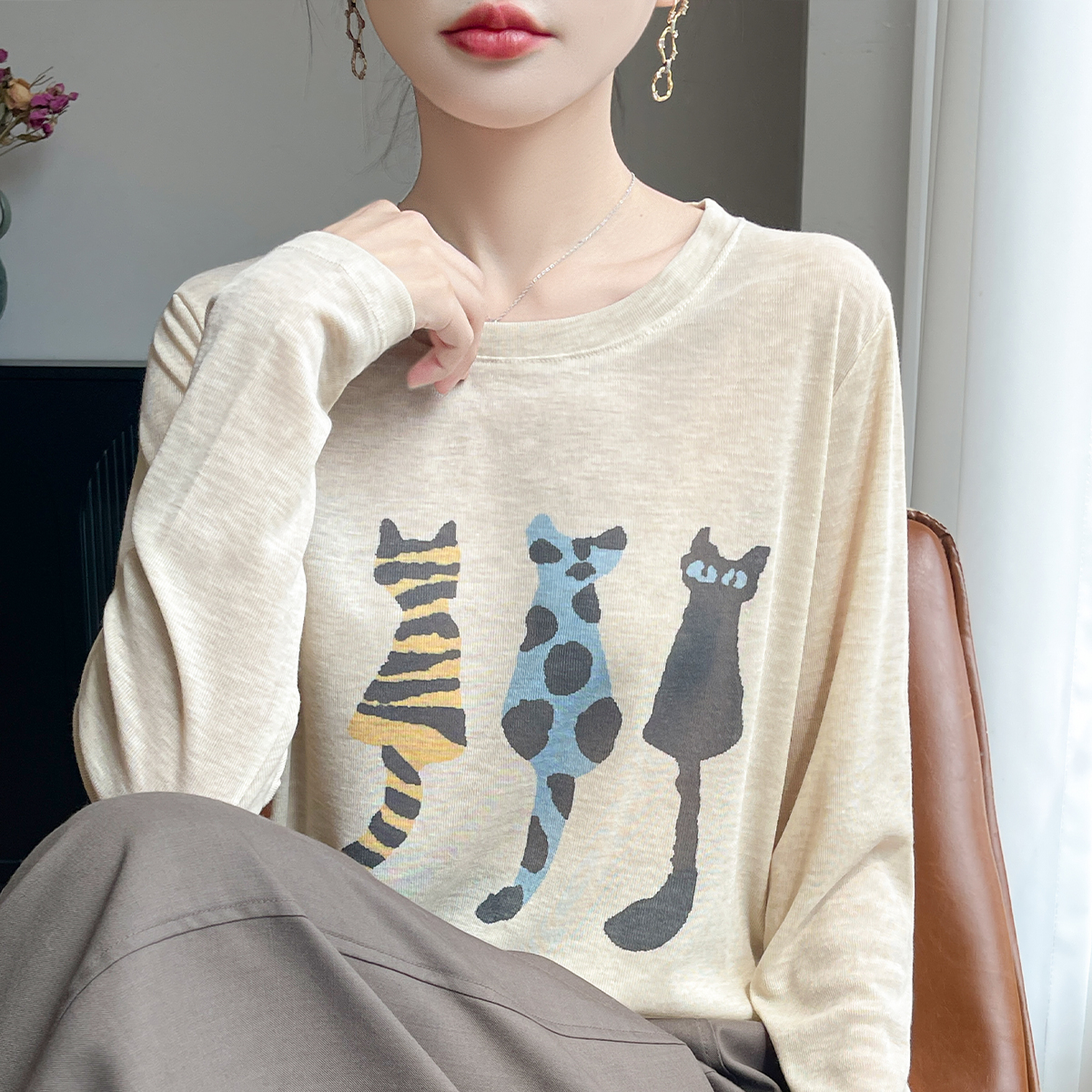 2025新款早秋长袖印花t恤女上衣宽松套头上衣