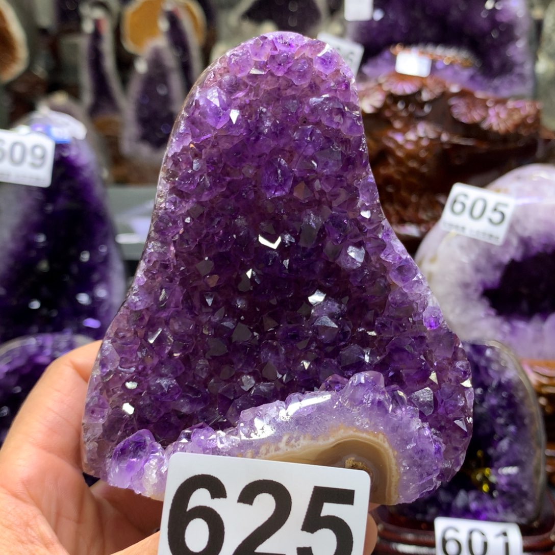 水晶摆件未镶嵌1