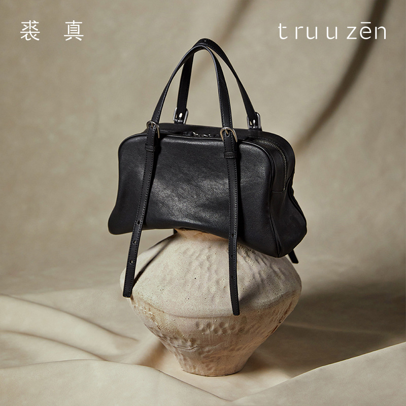 【万达专柜】高端轻奢裘真植鞣头层小羊皮悠悠保龄球包女复古休适用