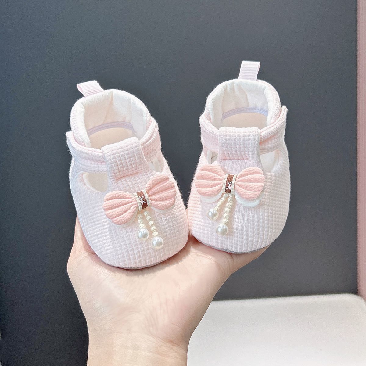 秋款婴儿0-1岁步鞋女宝宝公主护脚鞋6-12个月新生儿不掉布鞋