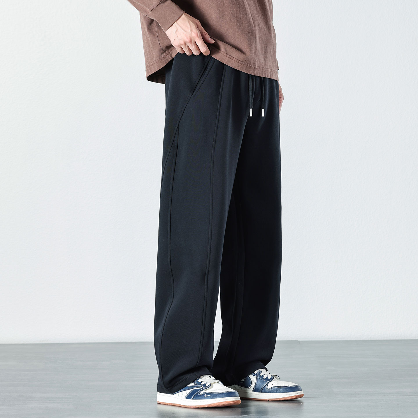 2025年抽绳松紧腰弹力卫裤男秋季复古拼接休闲裤子宽松直筒弯刀裤