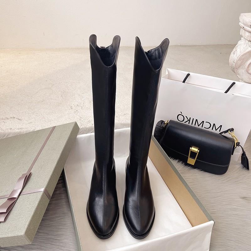 穿高跟鞋的吴大叔长靴女2025年新款秋款网红冬季加绒长筒骑士尖头
