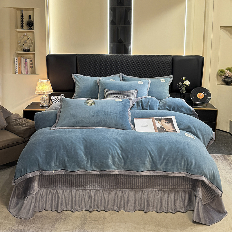 水星新家纺2025新款A类高克重拼色牛奶绒床盖款四件套秋冬加厚被