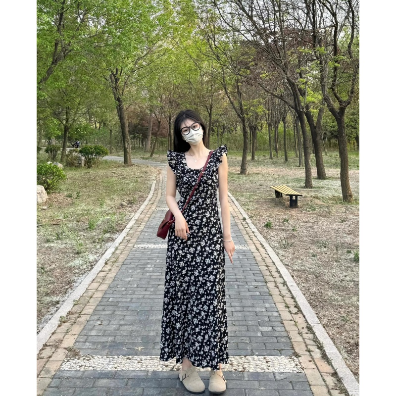 175高个子加长小飞袖碎花连衣裙子女春气质收腰黑色长裙茶歇法式