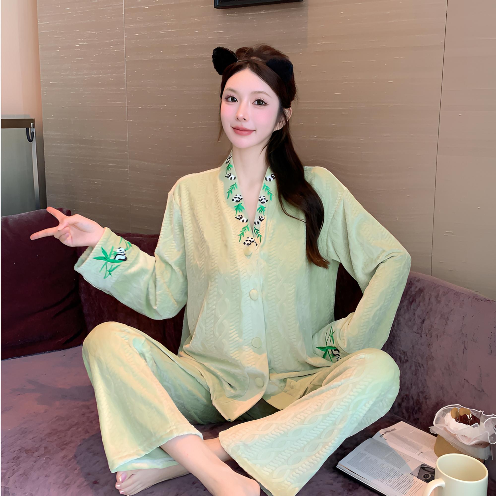 【绿色熊猫】超柔海岛绒熊猫刺绣秋冬款女士宽松长袖保暖套装