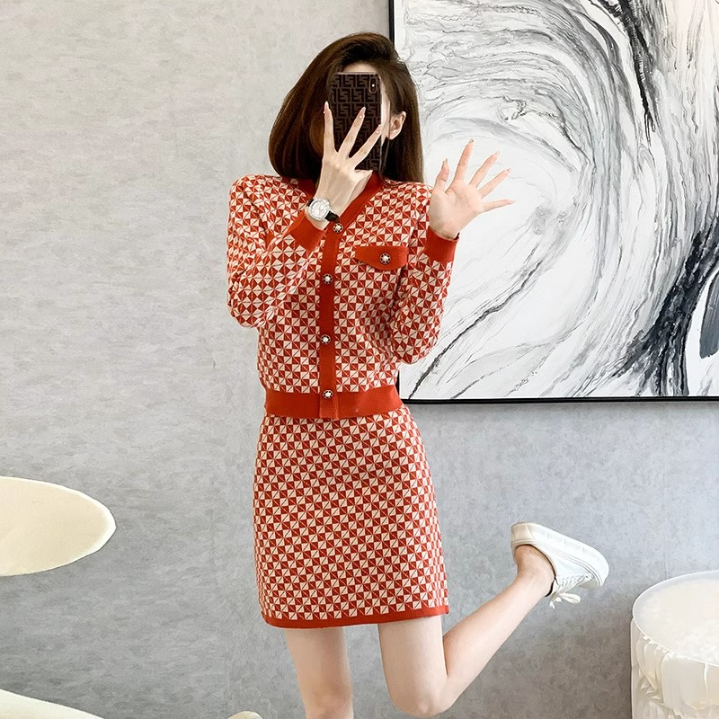 小香风针织套装女秋冬盐系炸街穿搭高级感两件套裙装洋气减龄短裙