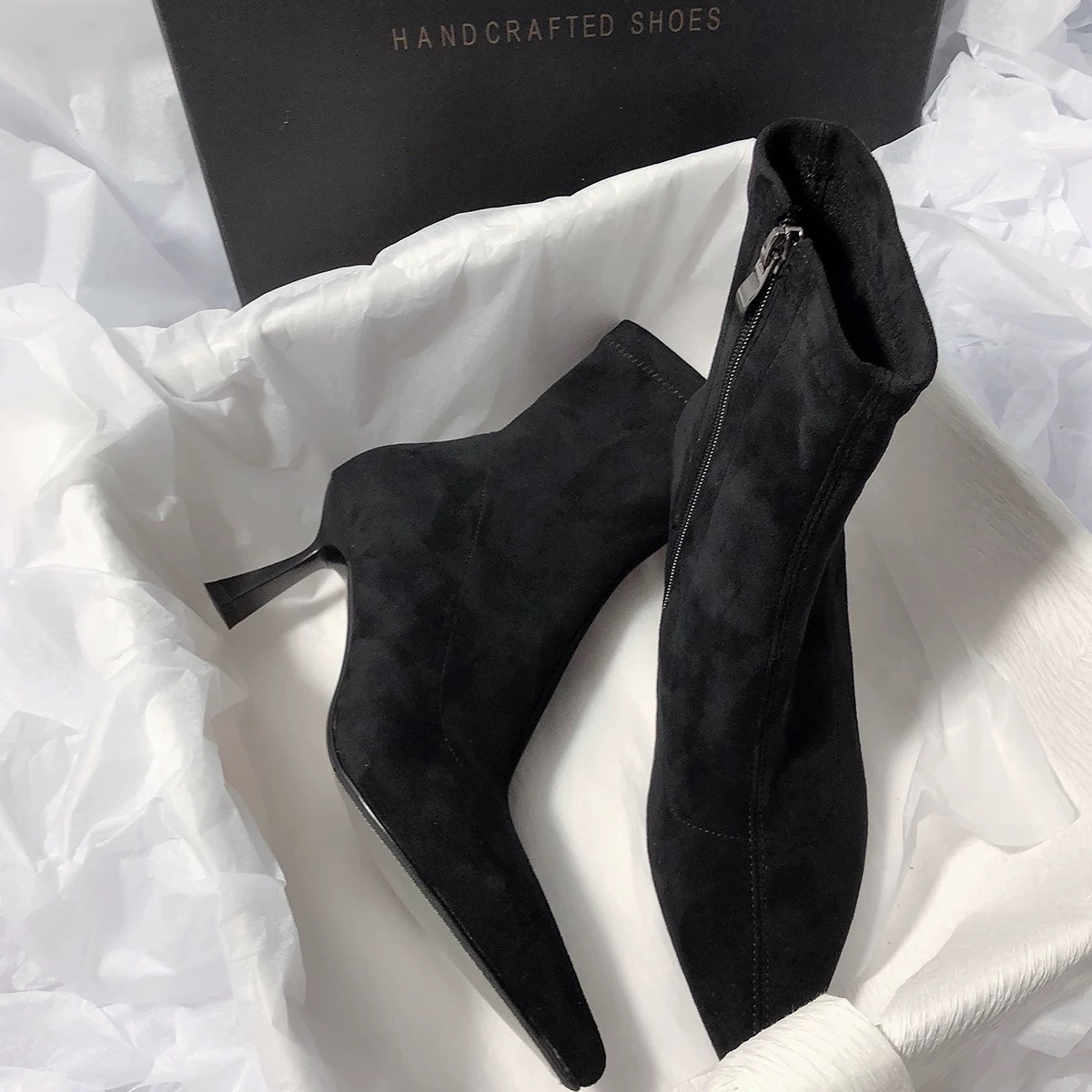 网红气质法式 2025秋季新款高跟尖头瘦瘦韩版细跟简约通勤短靴女