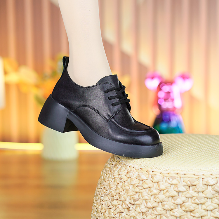NP71-3776春秋新款真皮厚底英伦粗跟圆头复古百搭休闲软面小皮鞋