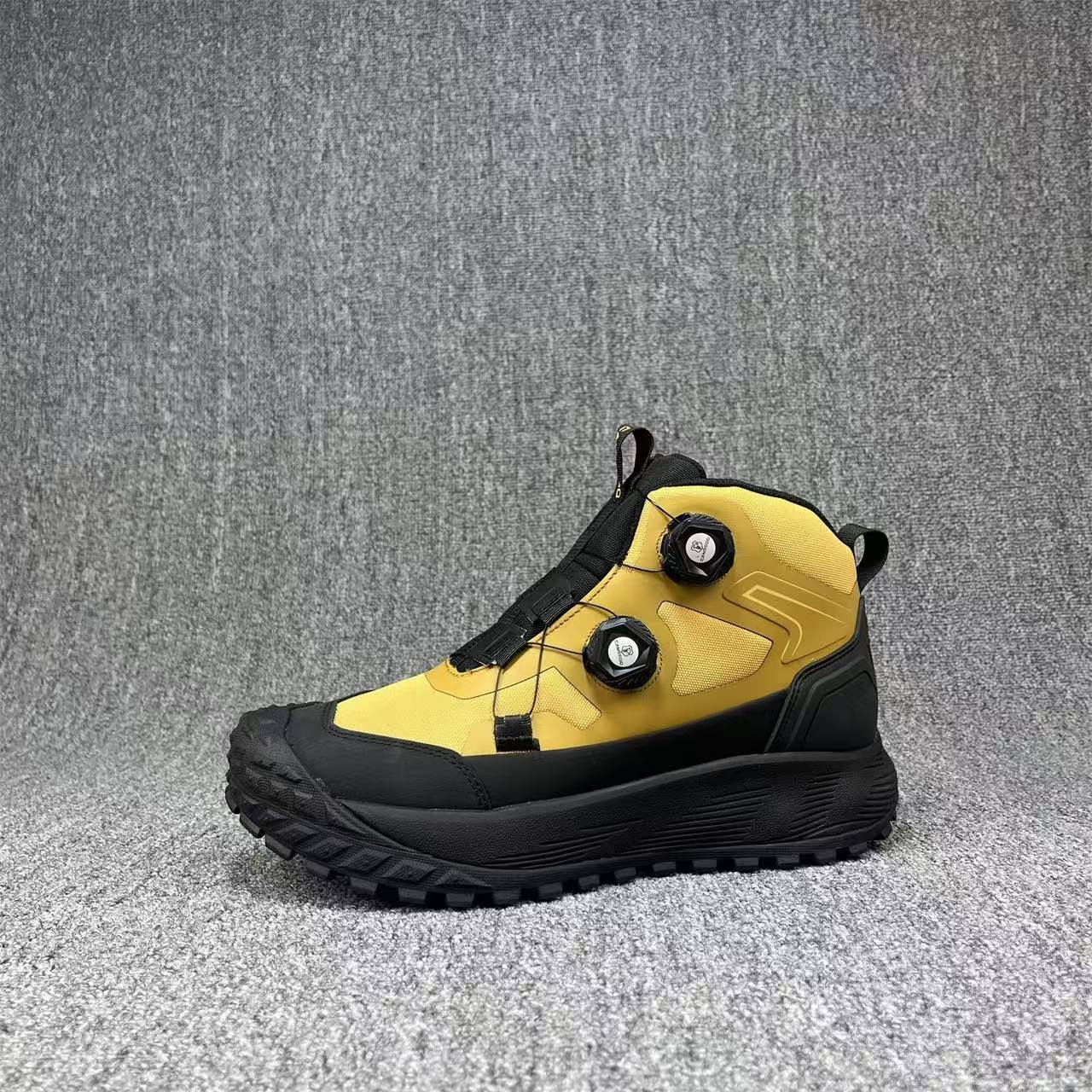 双纽扣冬季高帮加绒防滑厚底男士户外徒步登山鞋雪地靴男款耐磨