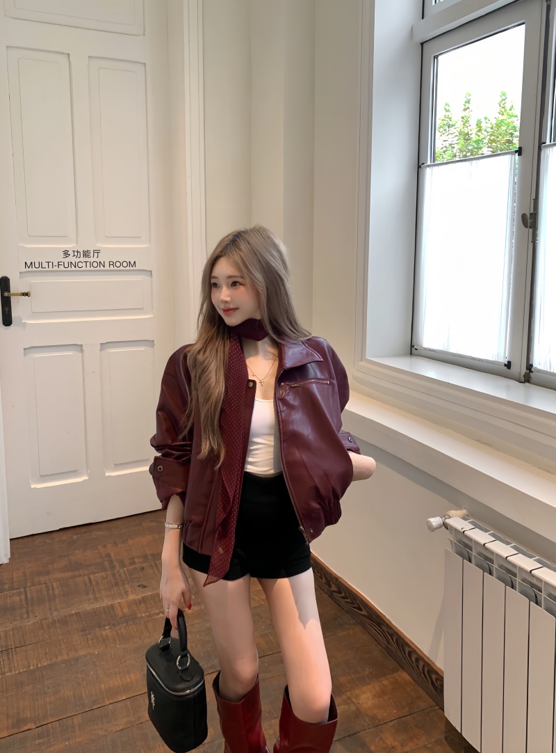 2025秋季韩系安可拉红复古皮衣机车夹克女美式翻领短外套上衣女