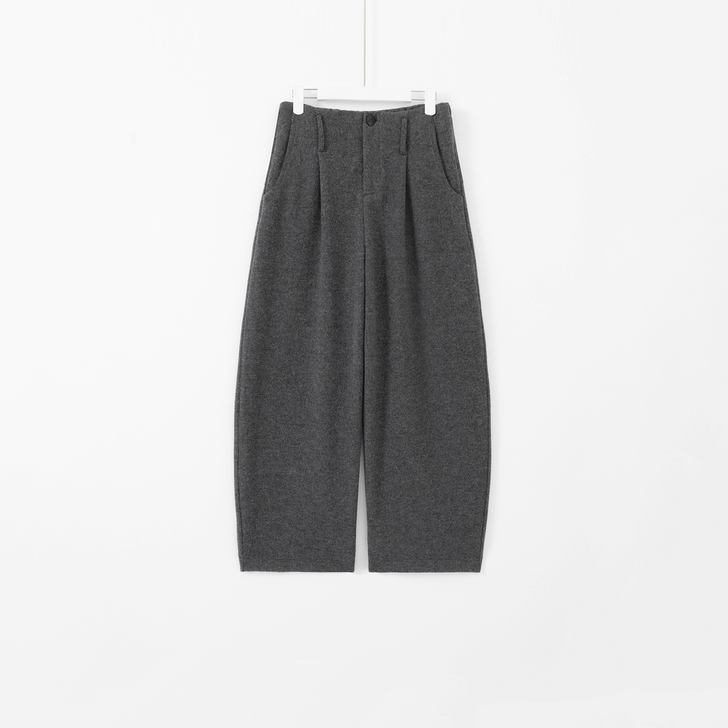 几里与麻 慵懒宽松高腰压褶加绒弯刀裤 裤长102 2110443