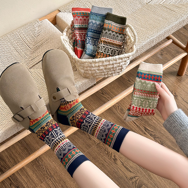 冬季袜子女中筒费尔岛风百搭时尚堆堆穿上脚保暖舒适2024新款爆款
