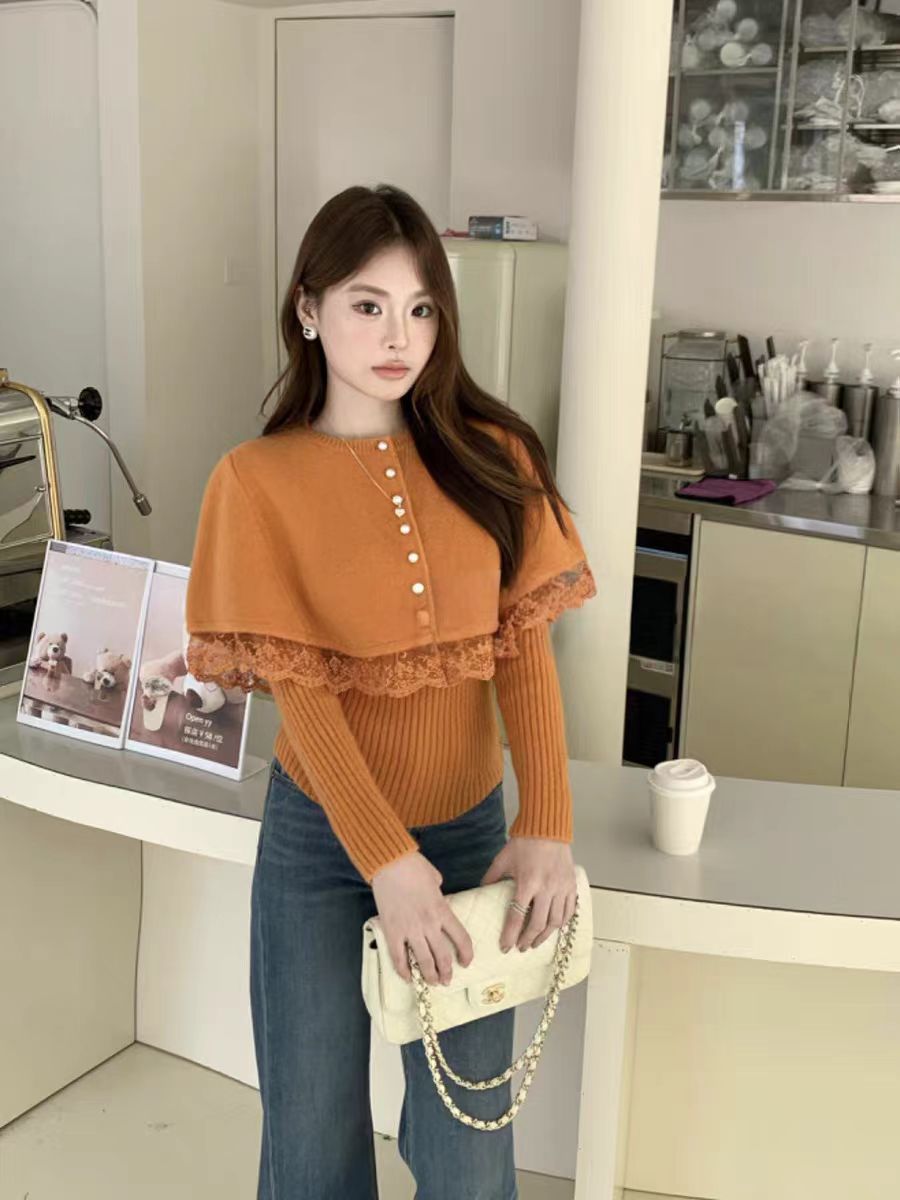 法式复古甜美蕾丝花边拼接斗篷披肩针织打底衫毛衣两件套装女秋冬