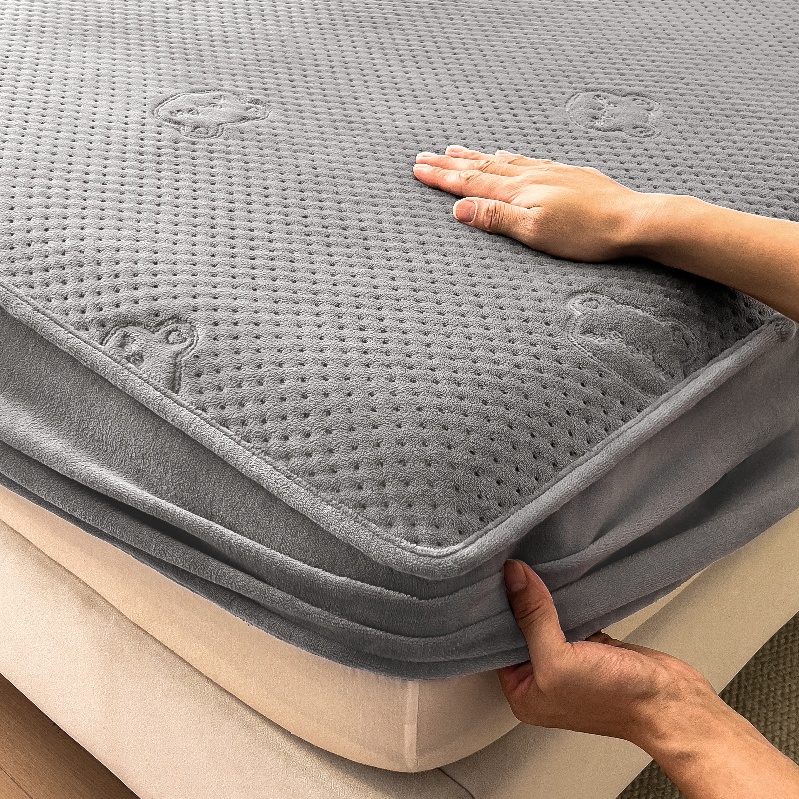 牛奶绒夹棉床笠单件床罩席梦思床垫家用全包保护罩新款加绒床套罩