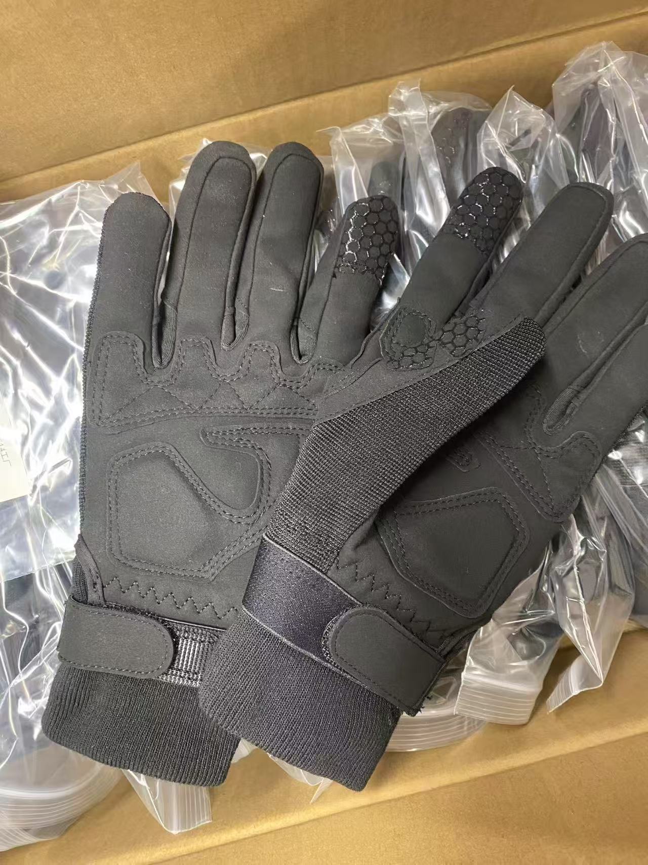 A户外加绒内手套