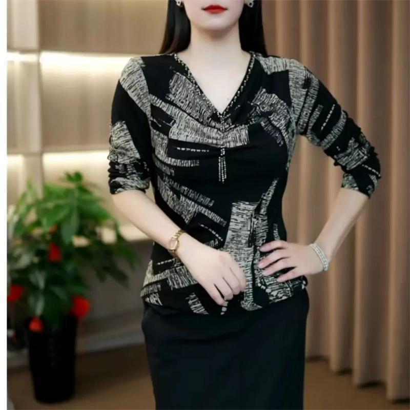 秋款订珠时尚长袖V领修身百搭气质显瘦宽松打底衫洋气T恤上衣