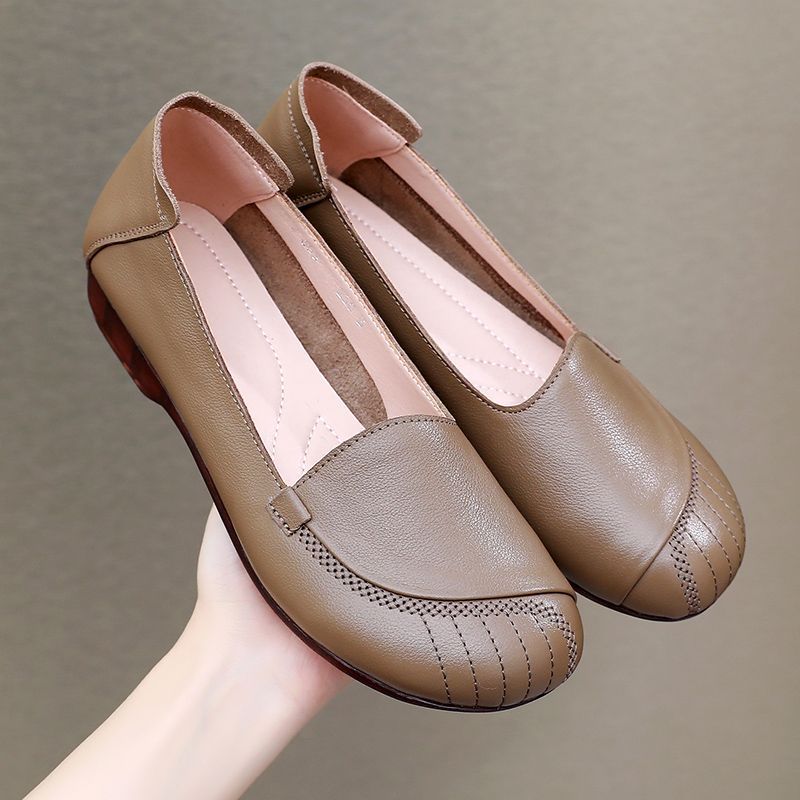 牛筋底妈妈鞋真皮平底复古单鞋女春秋新款软底一脚蹬软皮大码皮鞋