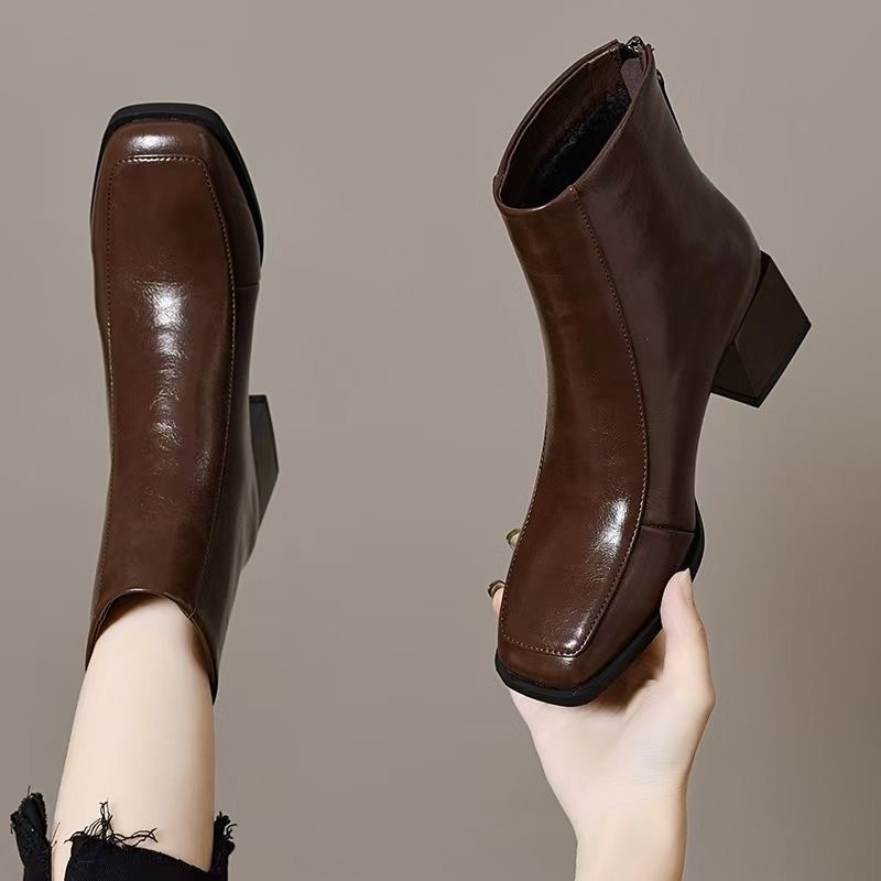 粗高跟小众英伦风瘦瘦裸靴女马丁靴方头法式粗跟棕色高跟短靴女