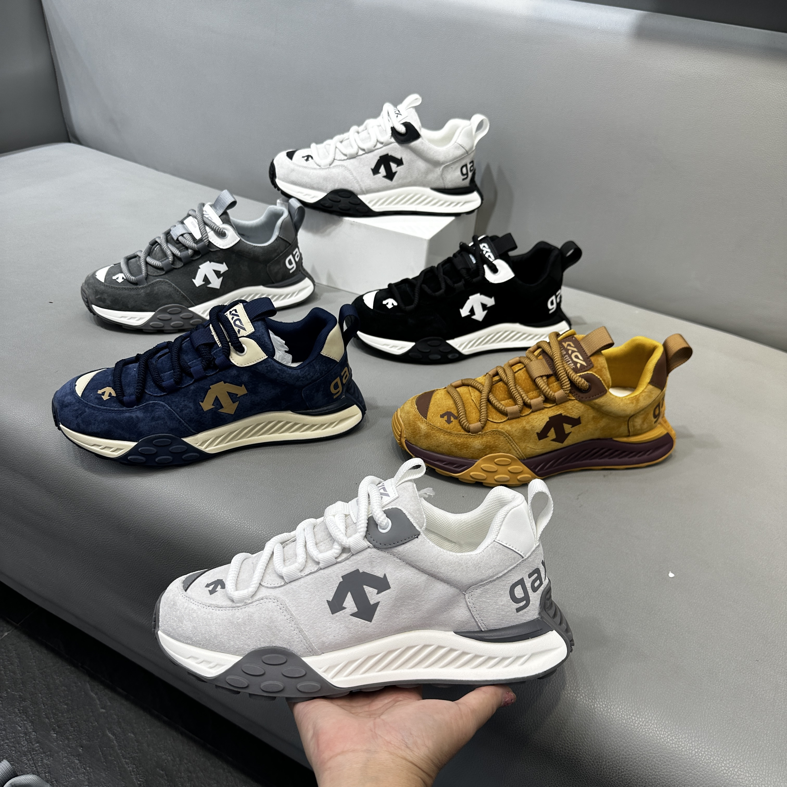 2025男鞋秋季新款厚底减震防滑耐磨系带板鞋翻毛皮休闲潮鞋