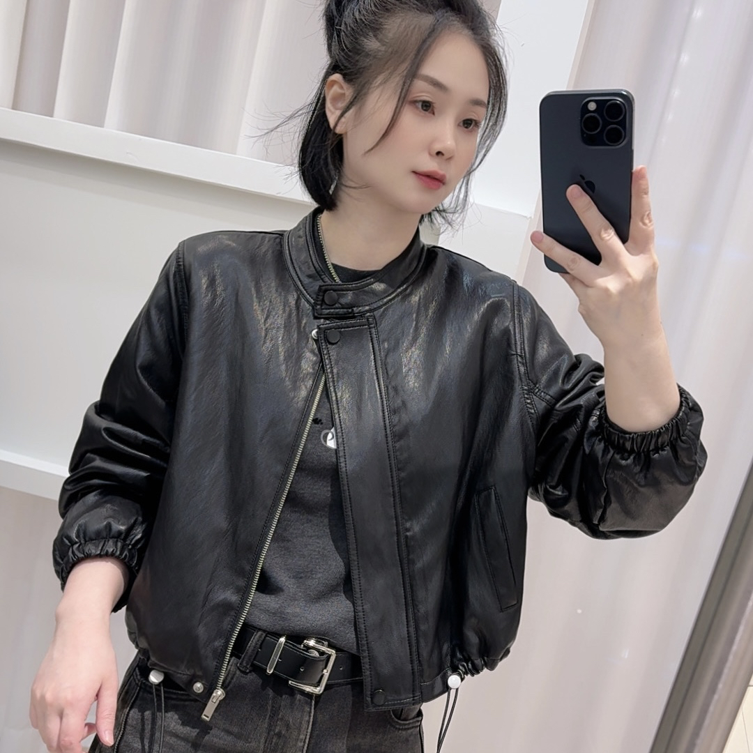 【9818】冬季设计感韩版常规短款立领加绒加厚皮衣时尚女装上衣