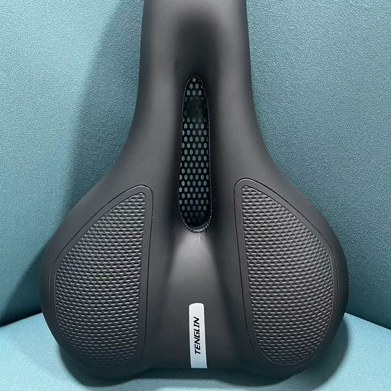 TL-9858加宽自带新型减震车座