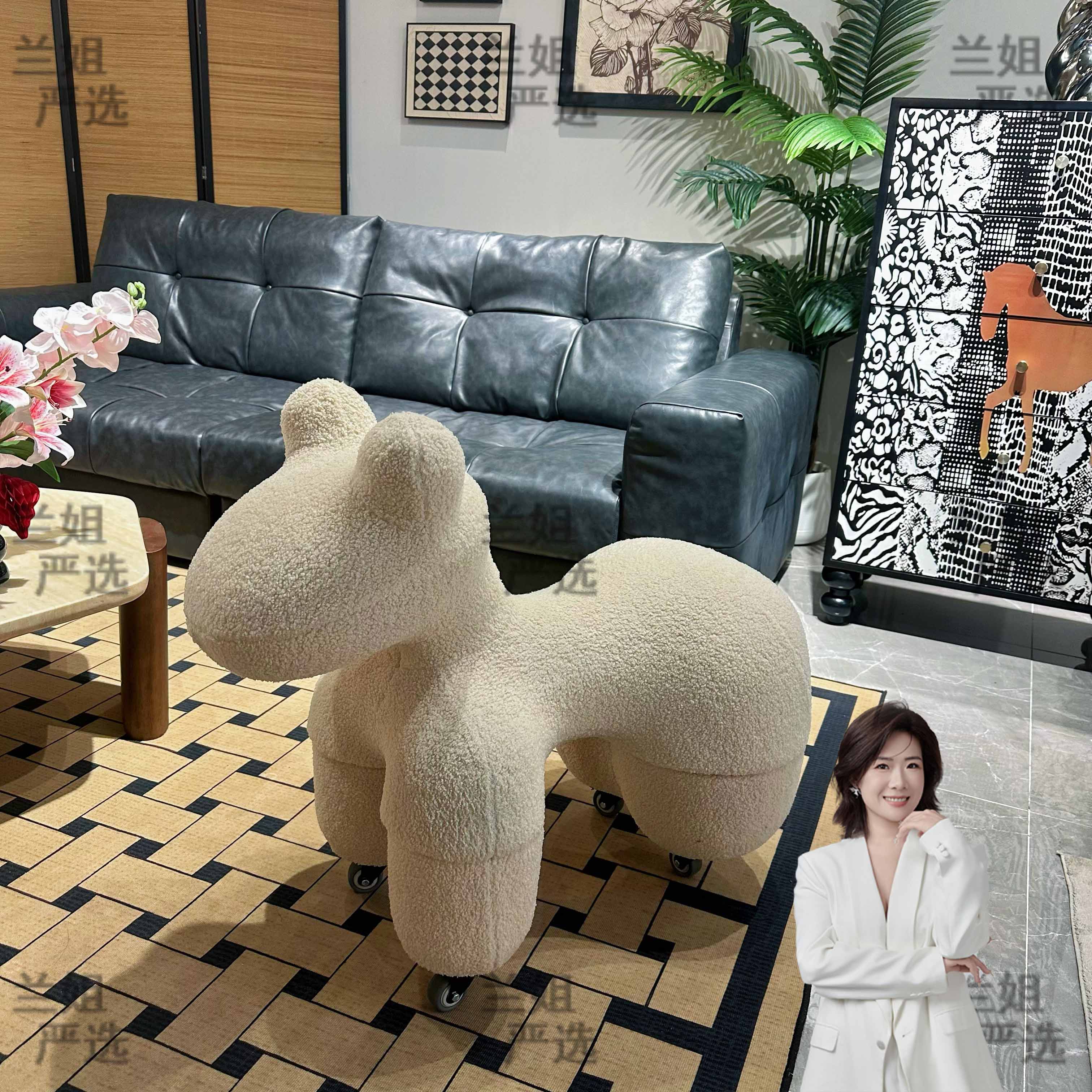 网红北欧小马椅休闲家用动物座椅卡通可爱儿童客厅滑轮小马椅网红
