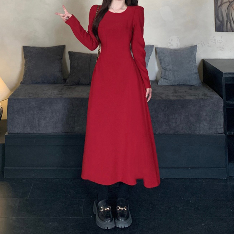 韩系简约高级感红色连衣裙女秋季设计感宽松气质显瘦百搭洋气长裙