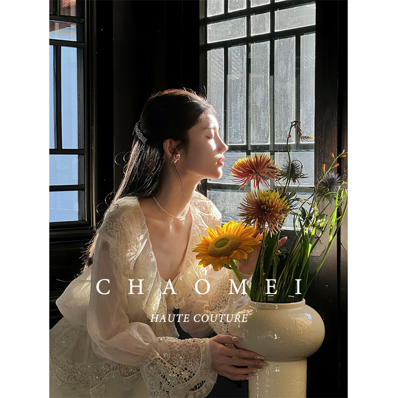 冯（CHAOMEI【神羽】奶黄色法式千金风显瘦蕾丝花边小众上衣+半裙