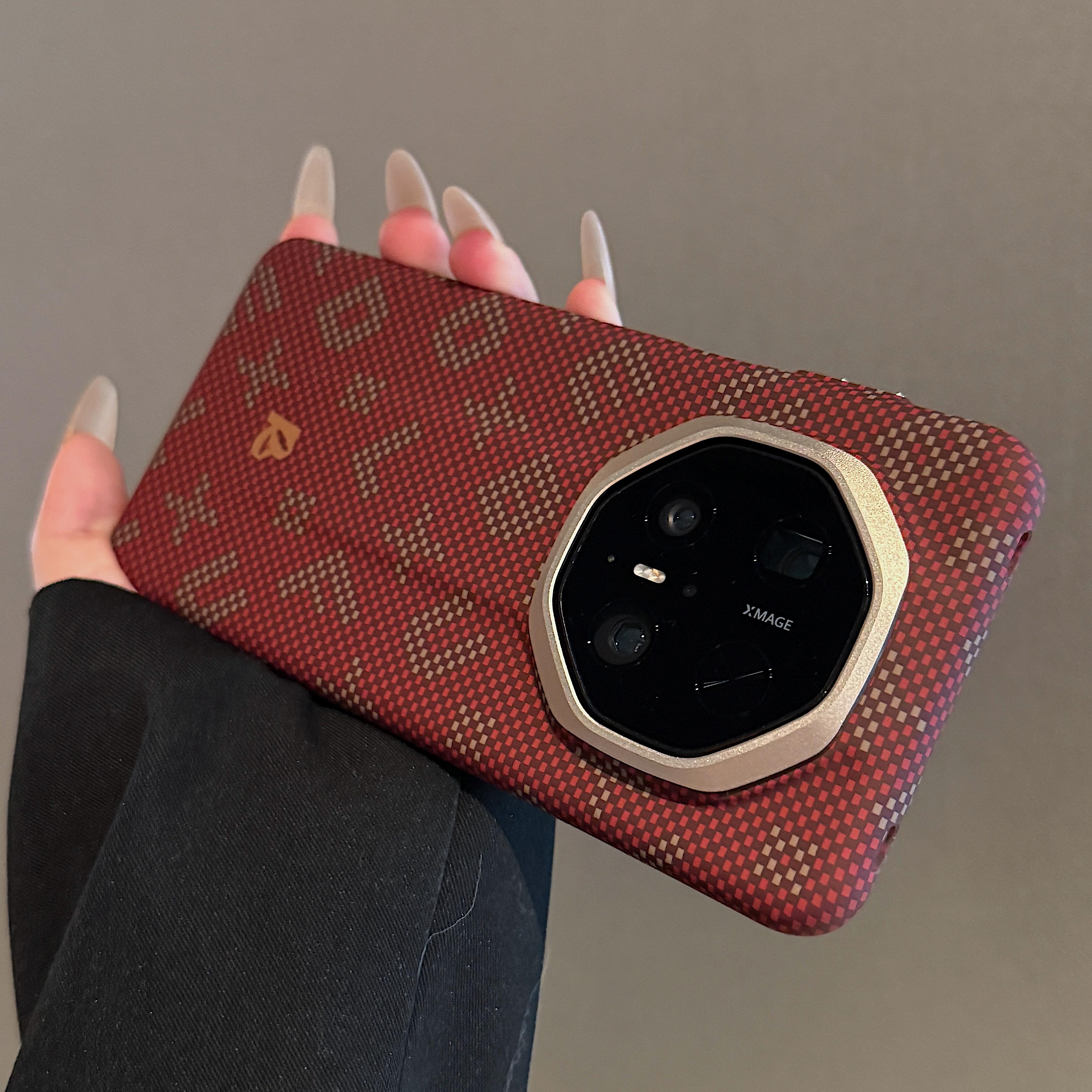 鎏金字母凯夫拉纹适用华为mate70rs非凡大师手机壳mate60rs保时捷