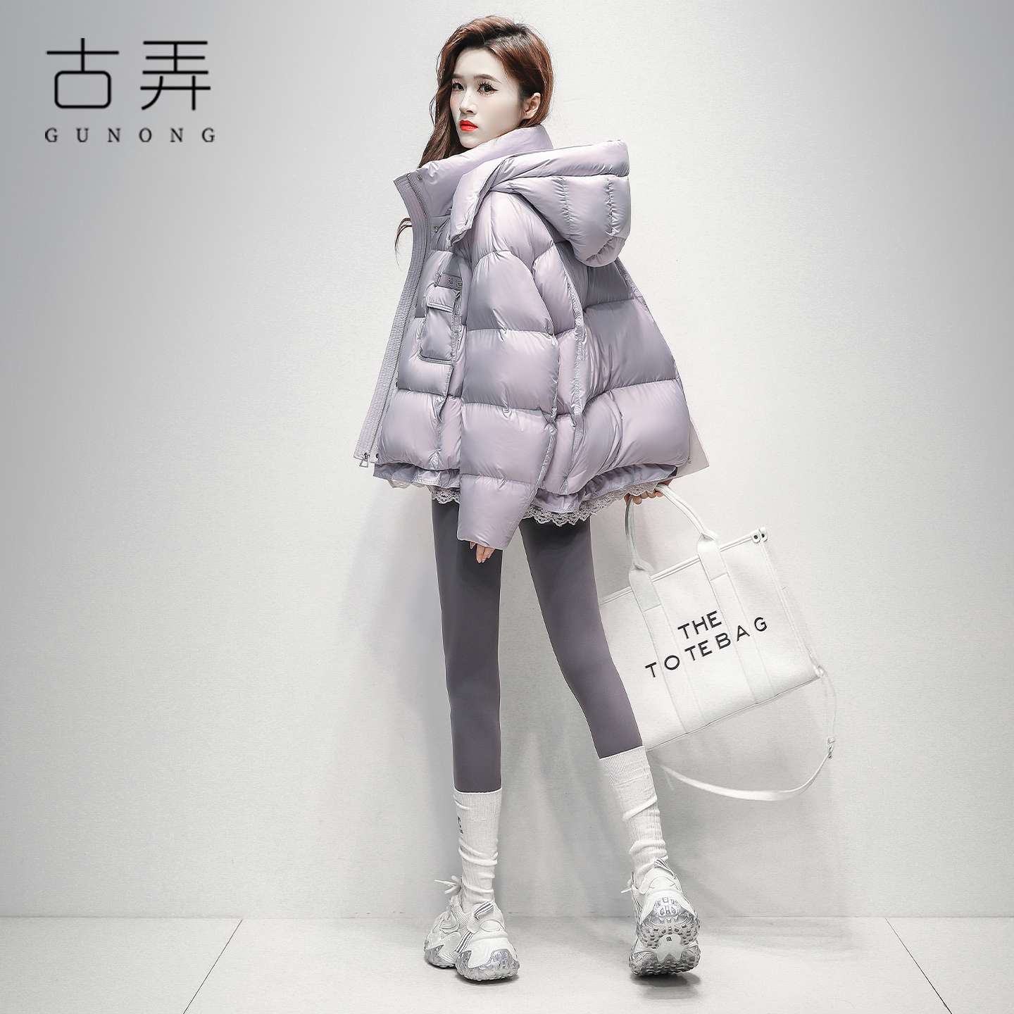 时尚韩版休闲短款羽绒服女2025冬季上新短款洋气连帽防风鸭绒外套