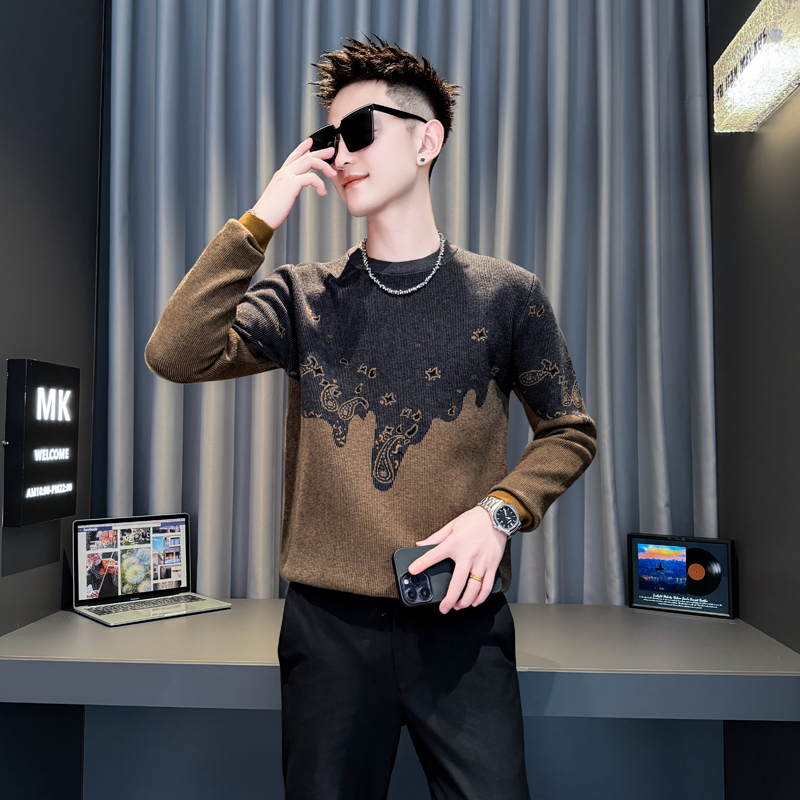 高级感毛衣男士秋冬季加厚内搭线衣潮牌圆领打底衫潮流新款针织衫