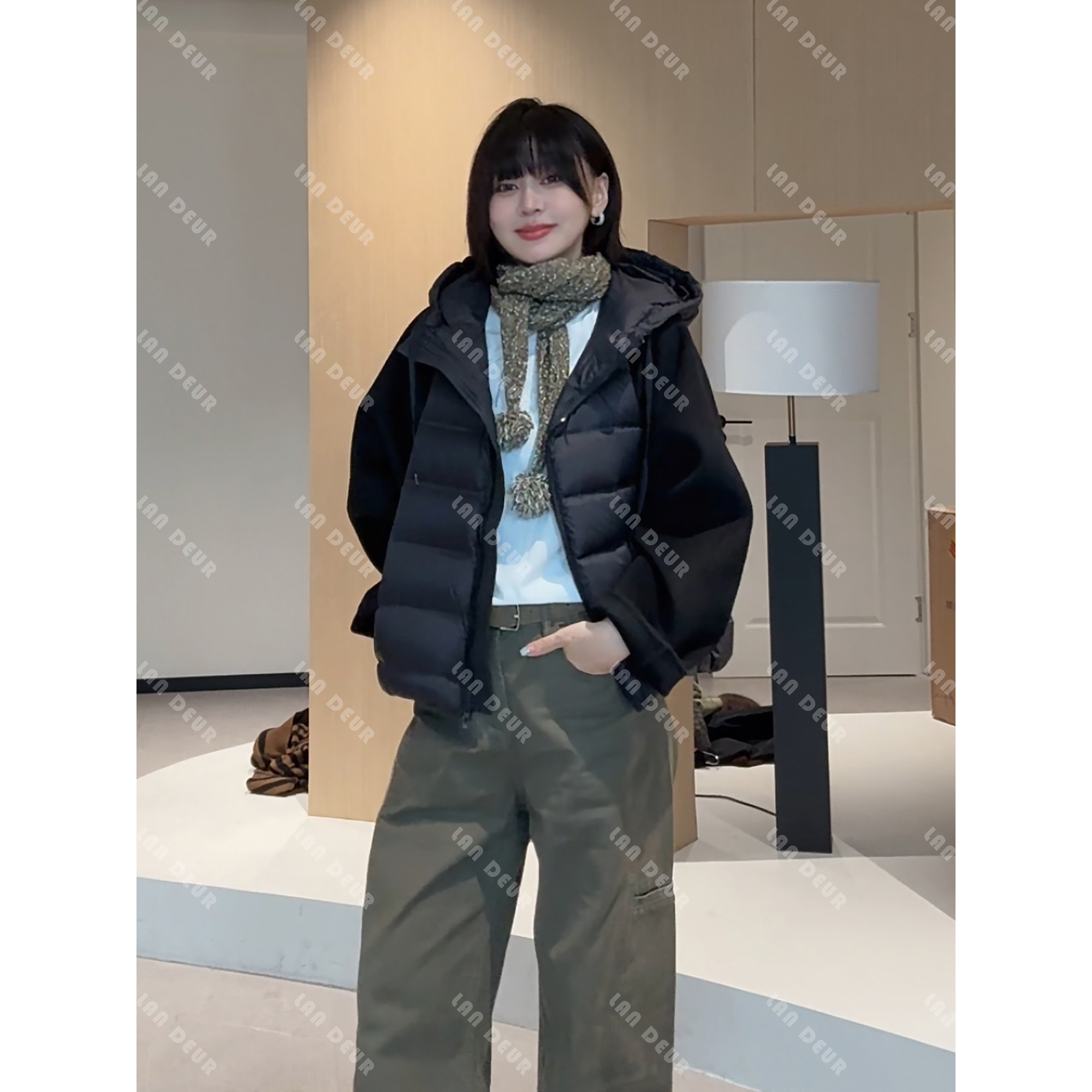 JIUJIU【星落浅湾】鸭绒时尚百搭简约保暖连帽抽绳羽绒服外套女