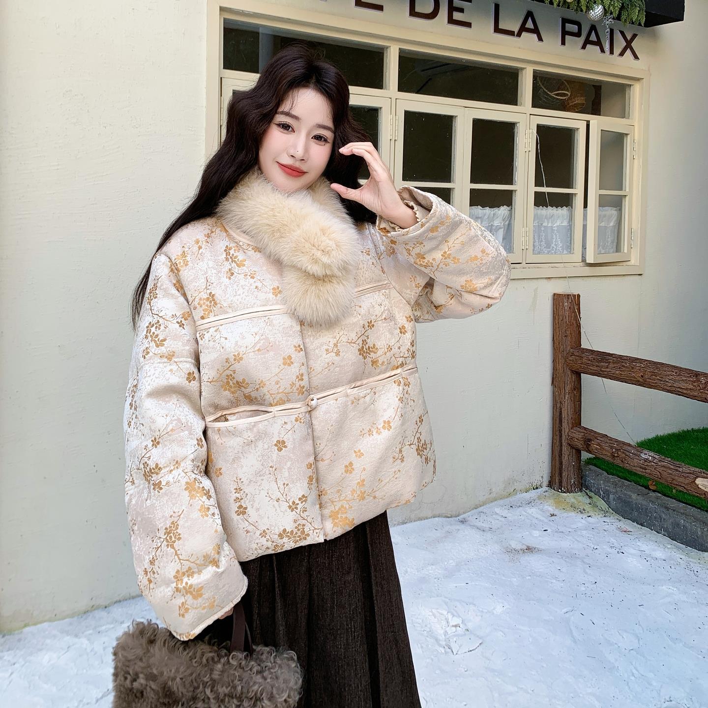 设计感新中式国风印花羽绒服女2025冬季新款小个子减龄白鸭绒外套