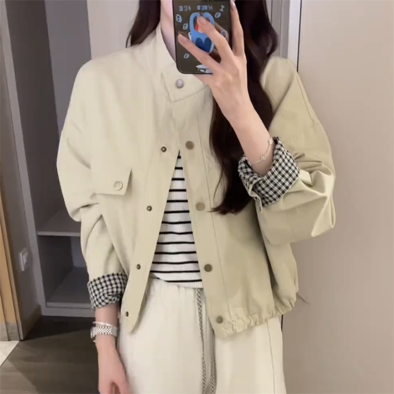 2025早秋新款工装风袖口撞色格子拼接单排扣短外套休闲宽松夹克女