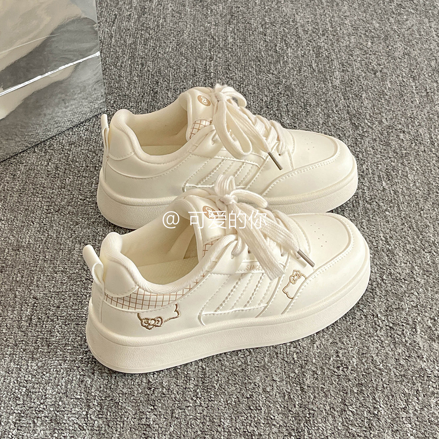 厚底小白鞋子女款爆款2025新款春秋小众休闲鞋百搭面包鞋韩系板鞋