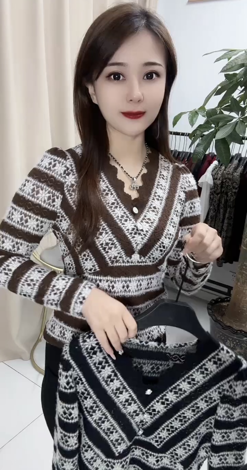 咖色撞色条纹蕾丝花边上衣女2025年冬季新款时尚潮流气质百搭洋气