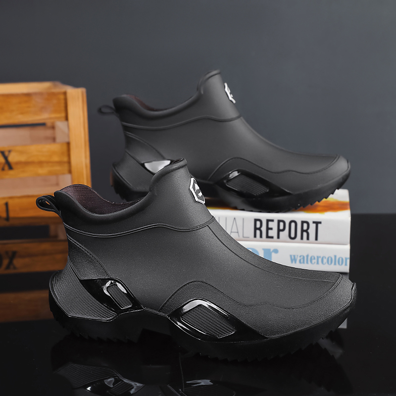 雨鞋男士2025年秋季厨房工作防滑耐磨水鞋黑色防水劳保雨靴