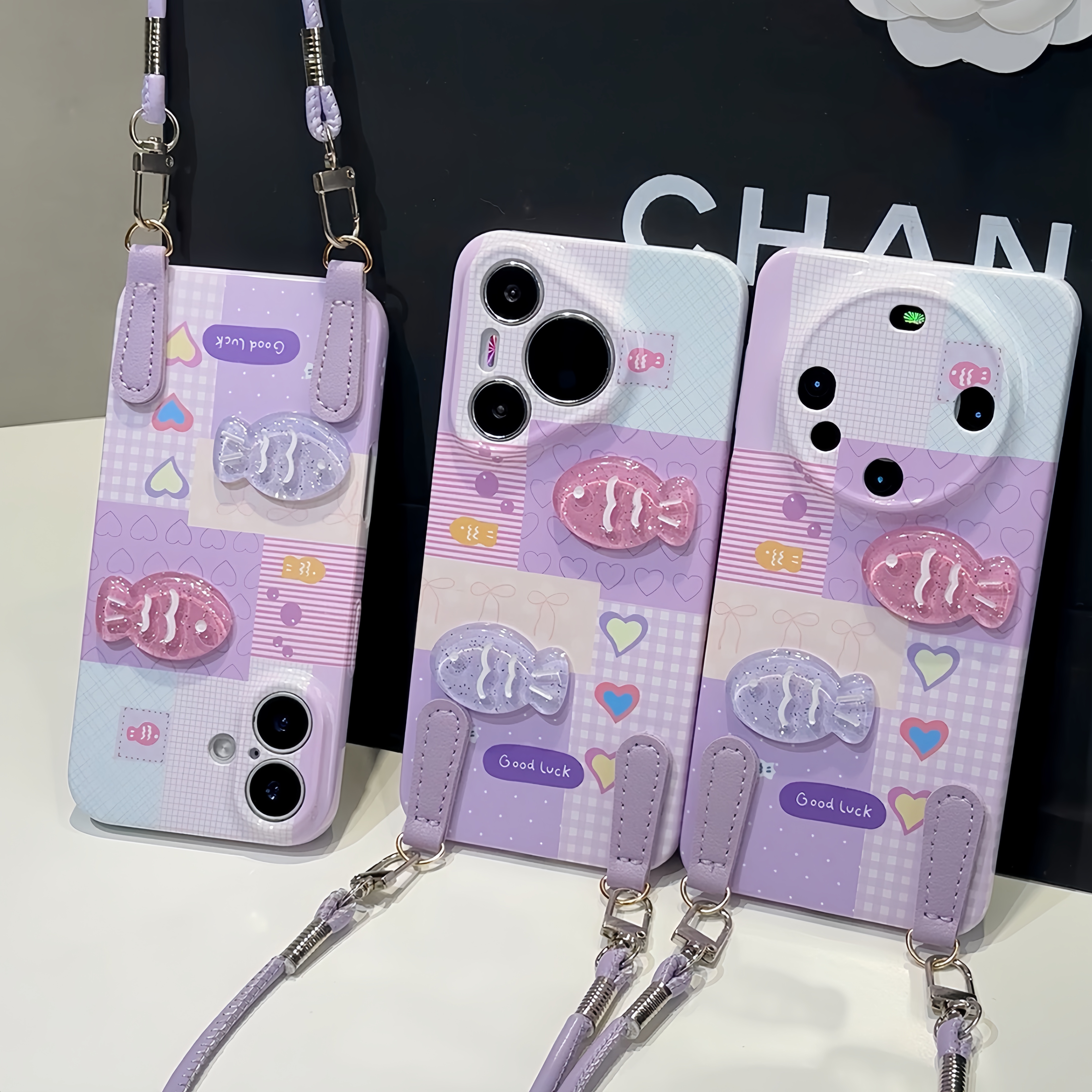 紫色格纹立体小鱼挂绳适用苹果17/16菲林手机壳华为vivoppo小米15