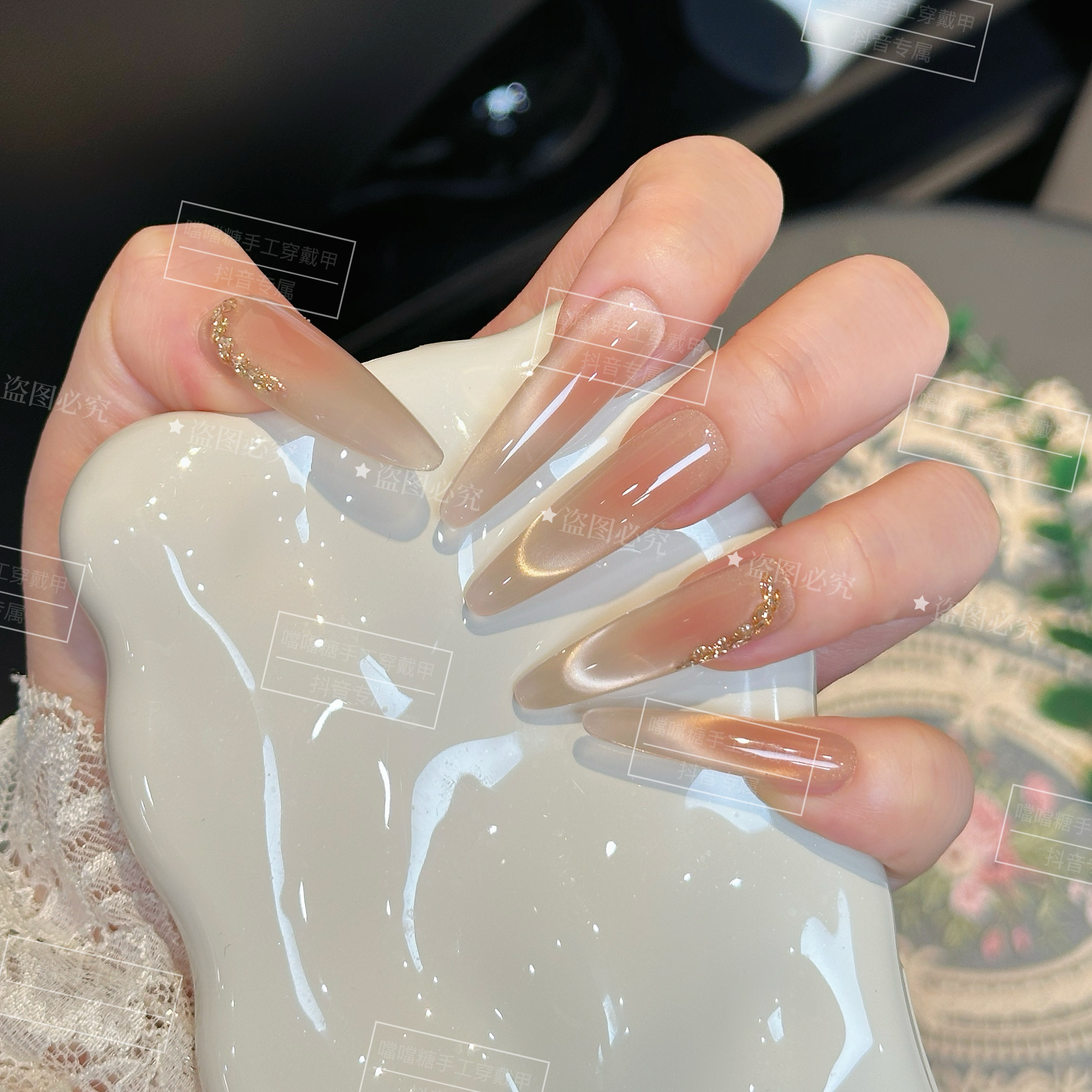 香槟千金 手工穿戴甲秋冬腮红冰透猫眼显白光疗美甲可拆卸穿戴甲