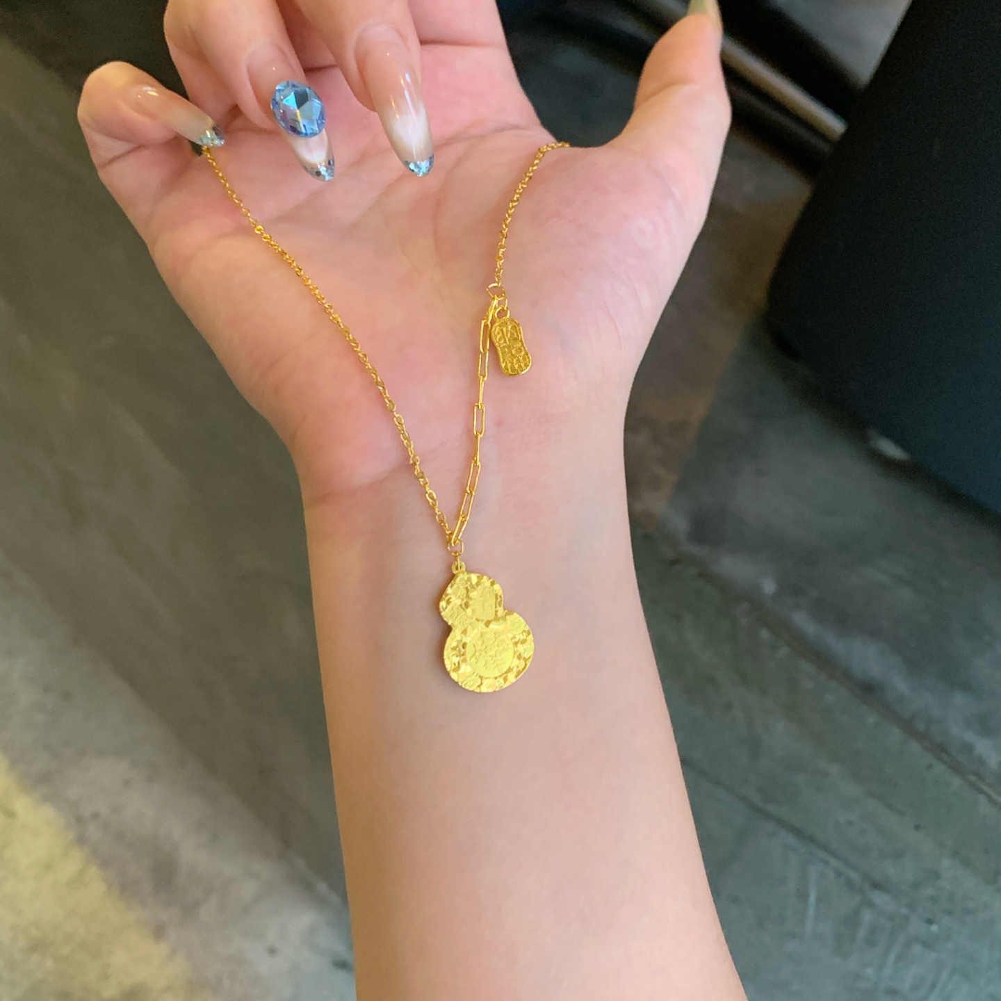 铜合金吊坠 爆闪龙鳞碎冰冰葫芦吊坠项链女2025新款轻奢感锁骨链