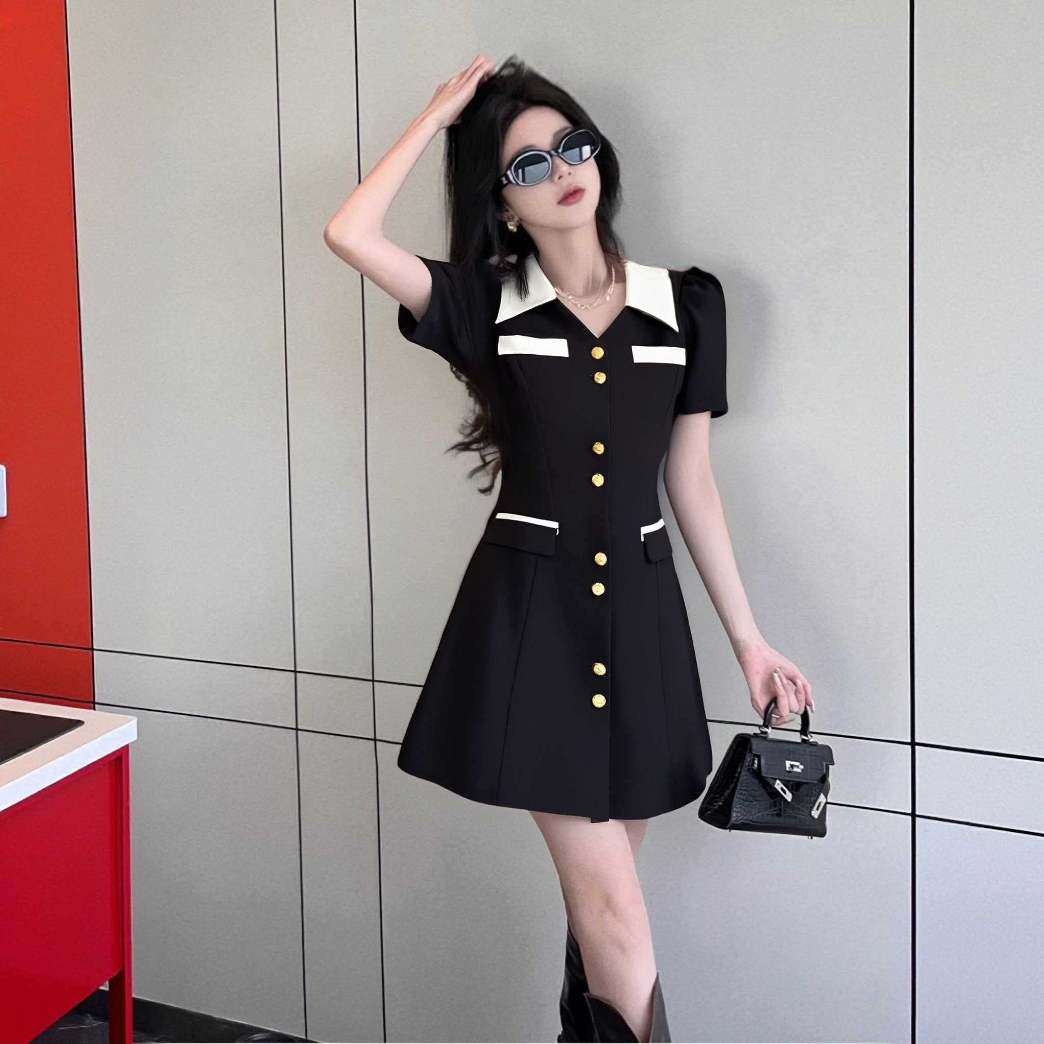 A小香风连衣裙2025新款夏女高级轻奢修身v领显瘦短款气质裙D0832