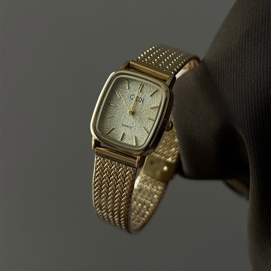 Rune鹿娜《牟》气质时尚简约小众文艺百搭ins女士防水石英表手表