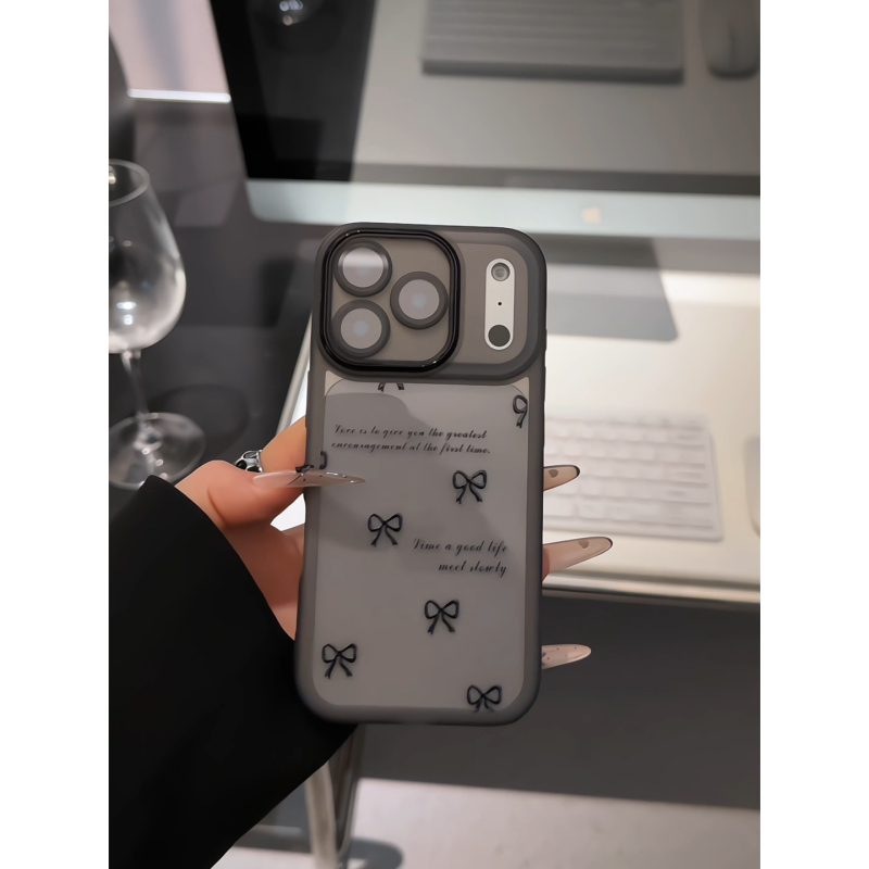 英文蝴蝶结适用苹果17pro手机壳16金属镜框华为p70荣耀oppo小米15