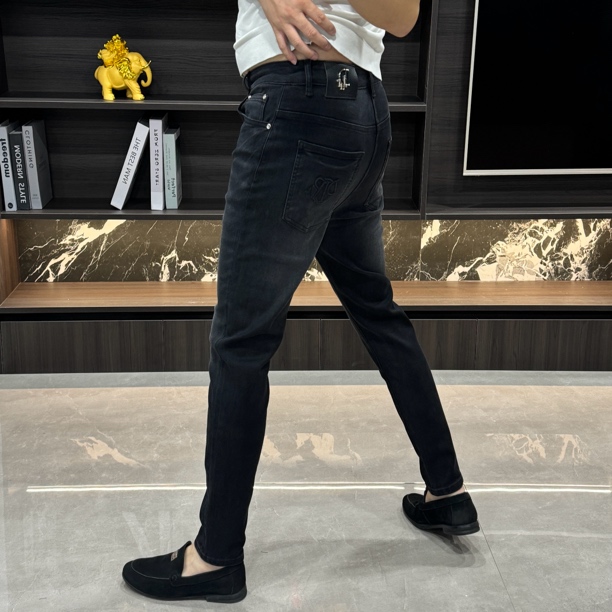 6638-秋冬高品质黑灰色时尚欧货修身小脚牛仔裤