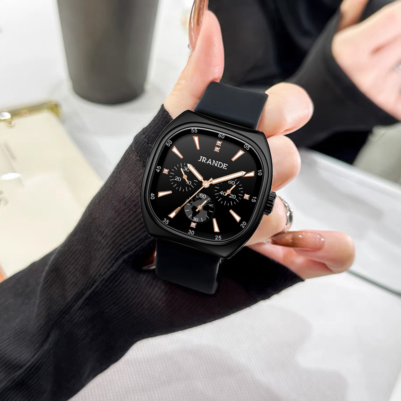 炫酷黑手表女款女士夜光轻奢小众休闲初高中方形表时尚防水大表盘