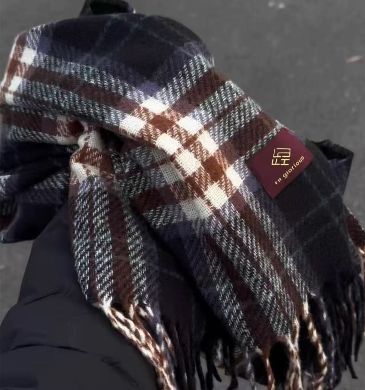 2025新款流光风围巾女秋冬爆款百搭韩系氛围感情侣围脖男生